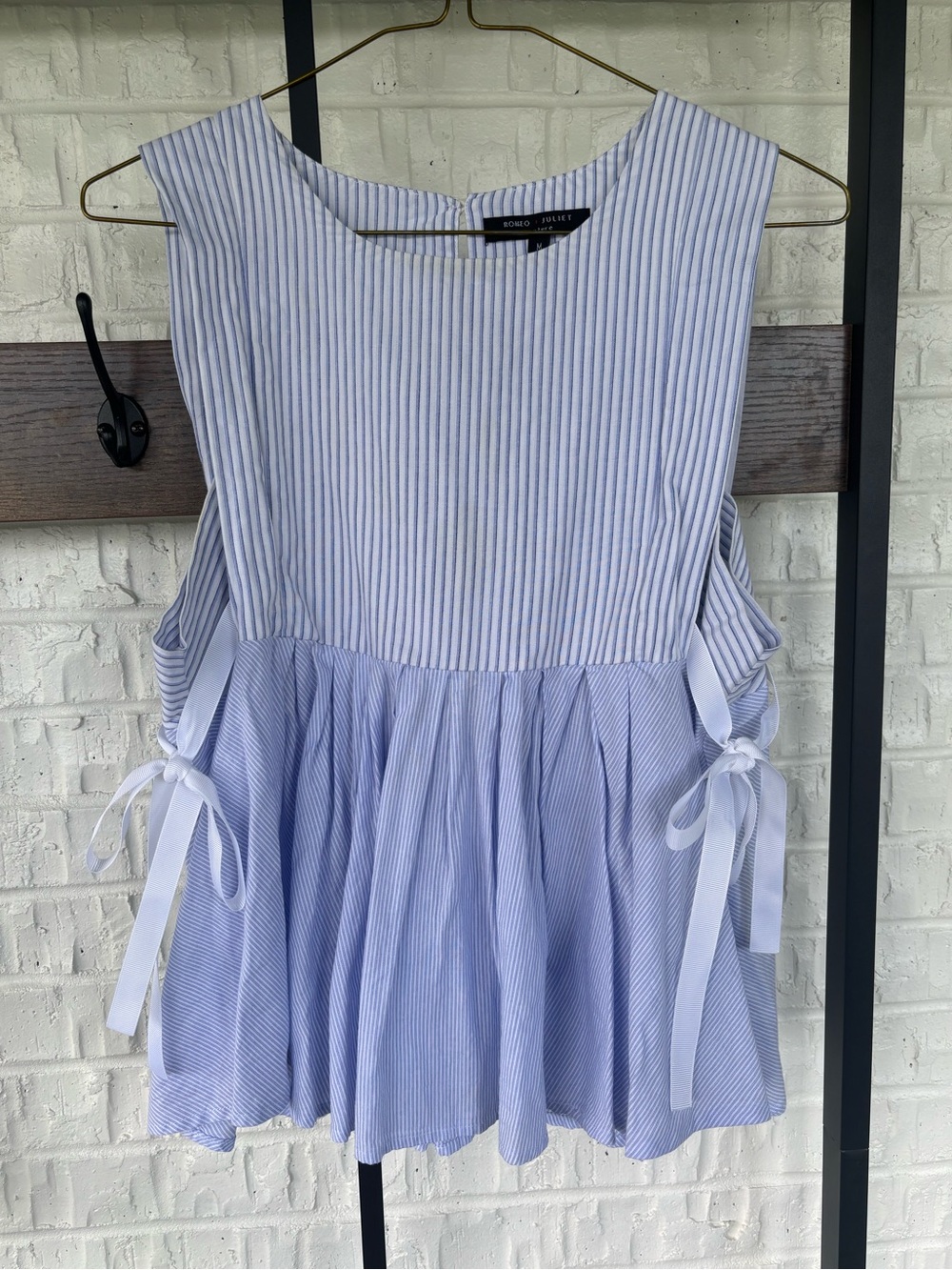 Romeo & Juliet Couture Light Blue Striped Tie-Side Peplum Camisole